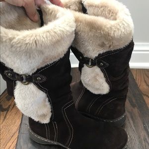 Faux fur boots